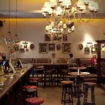 White Hart & Hotel 4*