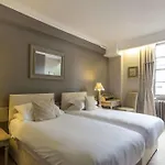 White Hart & 4*