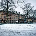 White Hart & 4*