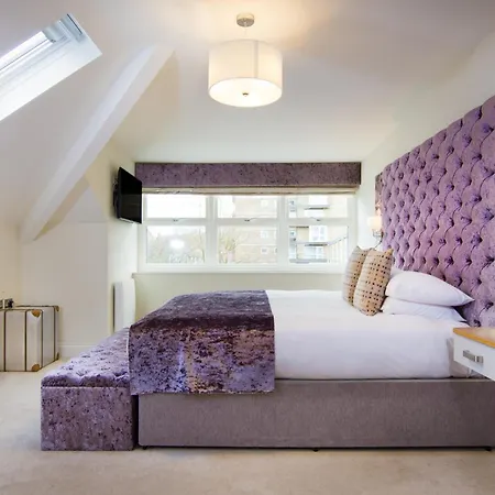 Hotel White Hart & 4*