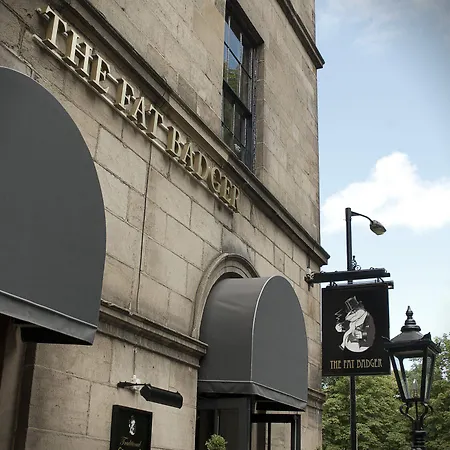 White Hart & 4*