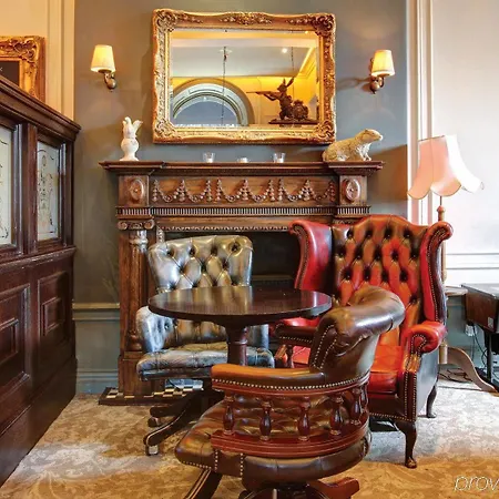Hotel White Hart & 4*