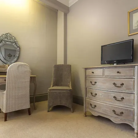 Hotel White Hart &