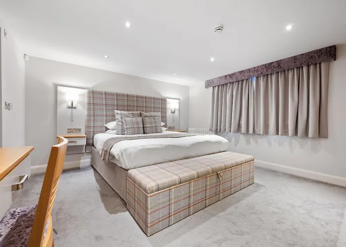 White Hart & 酒店 哈罗盖特