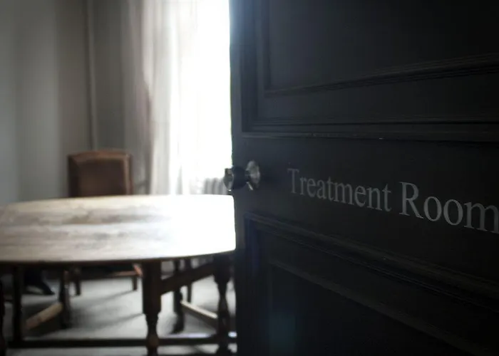 White Hart & 4* 해러게이트