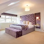Hotel White Hart & 4*